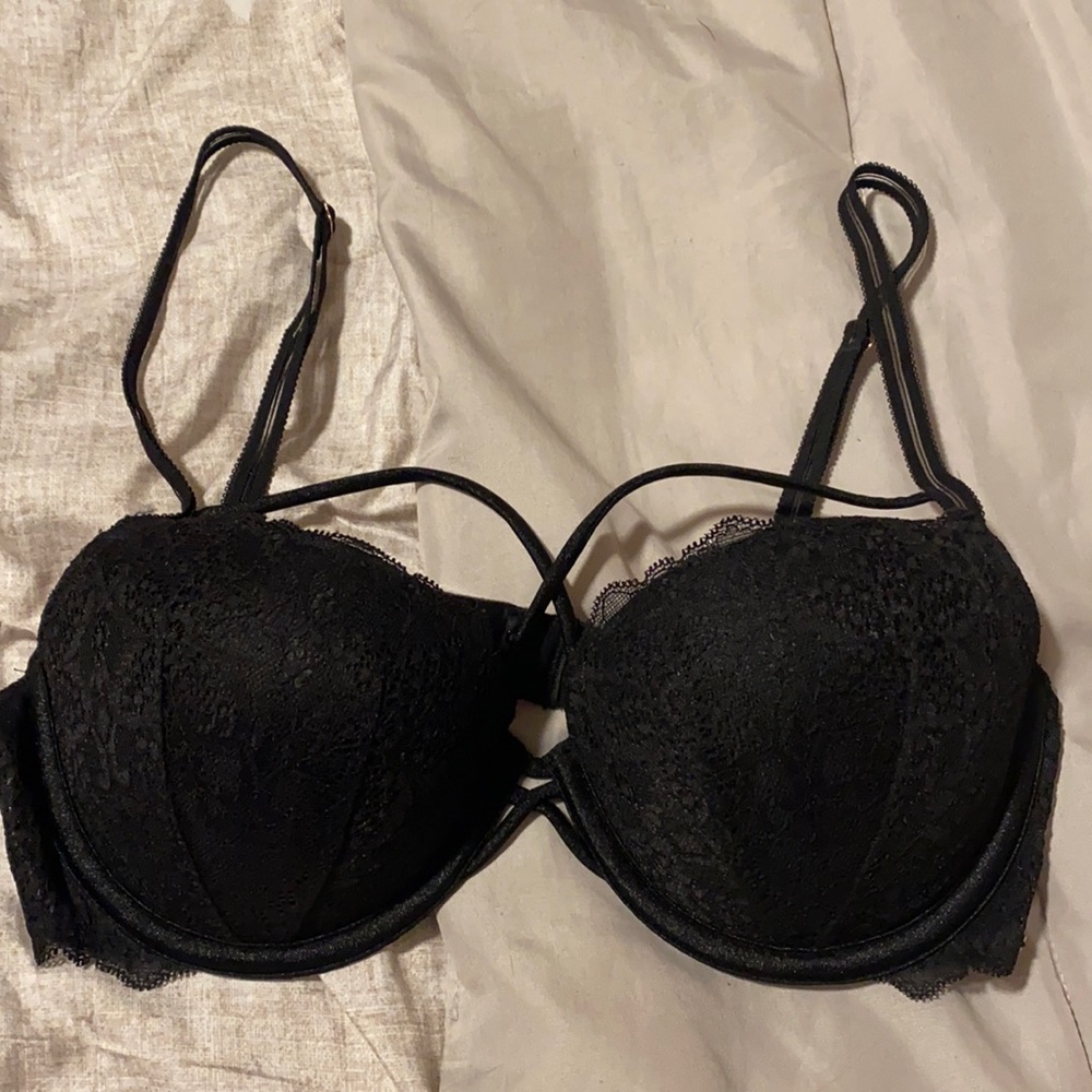VS PINK BRA